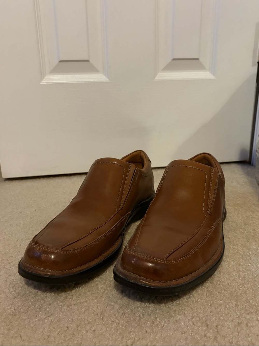 Men's Clarks Brown Leather Slip-On Dress Loafers